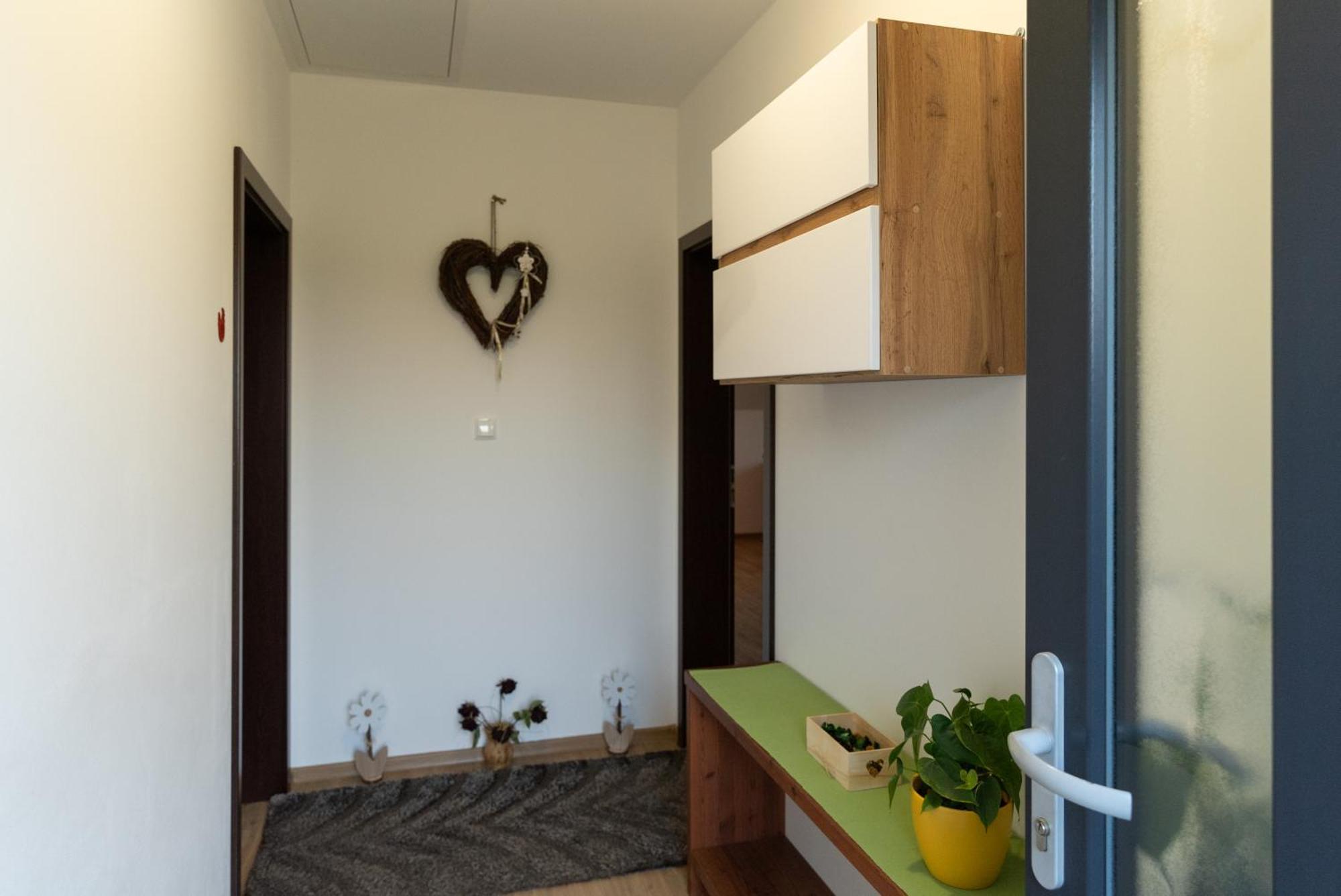 Apartmany Kohoutek A Slepicka V Novohradskych Horach Nove Hrady  Luaran gambar