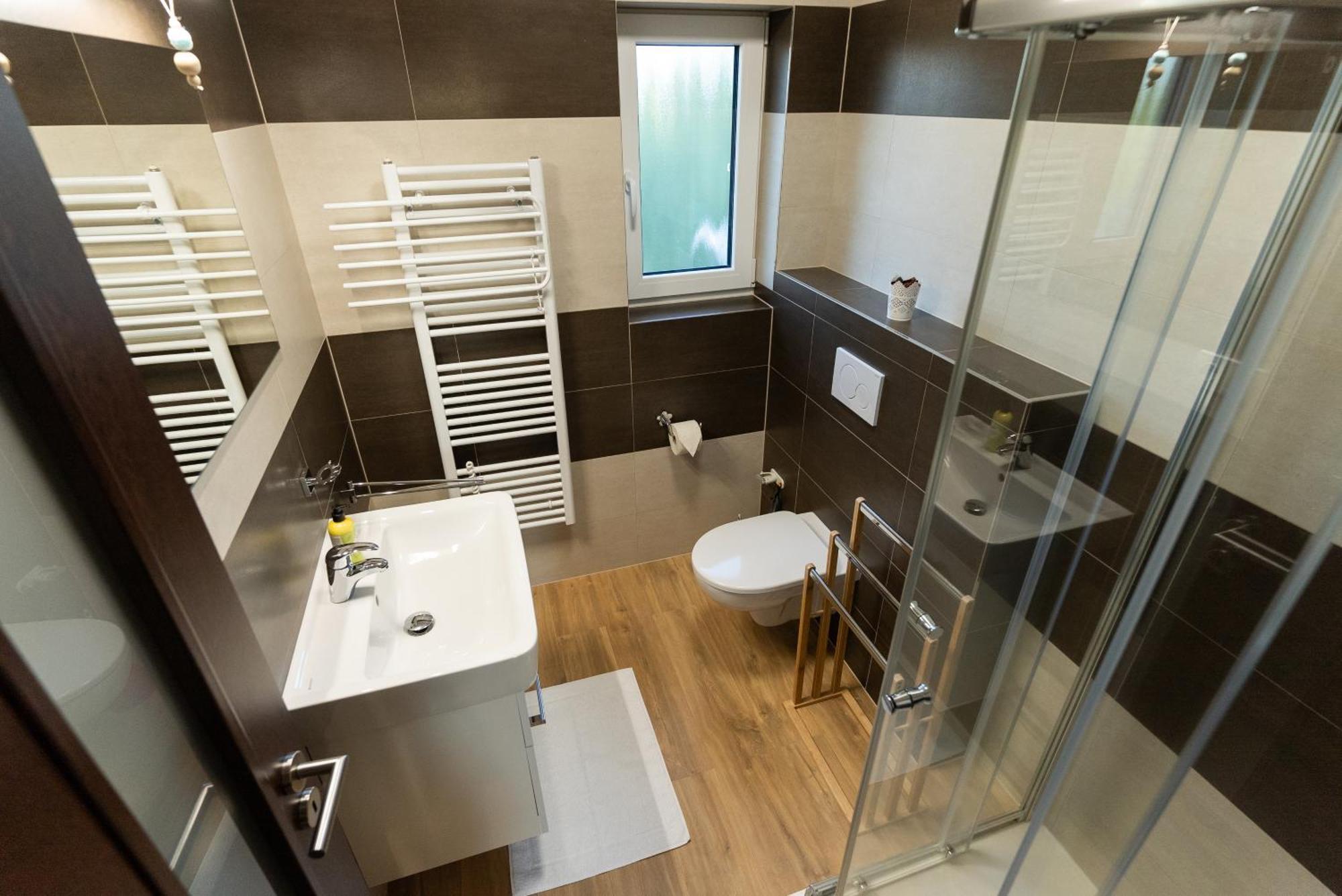 Apartmany Kohoutek A Slepicka V Novohradskych Horach Nove Hrady  Luaran gambar